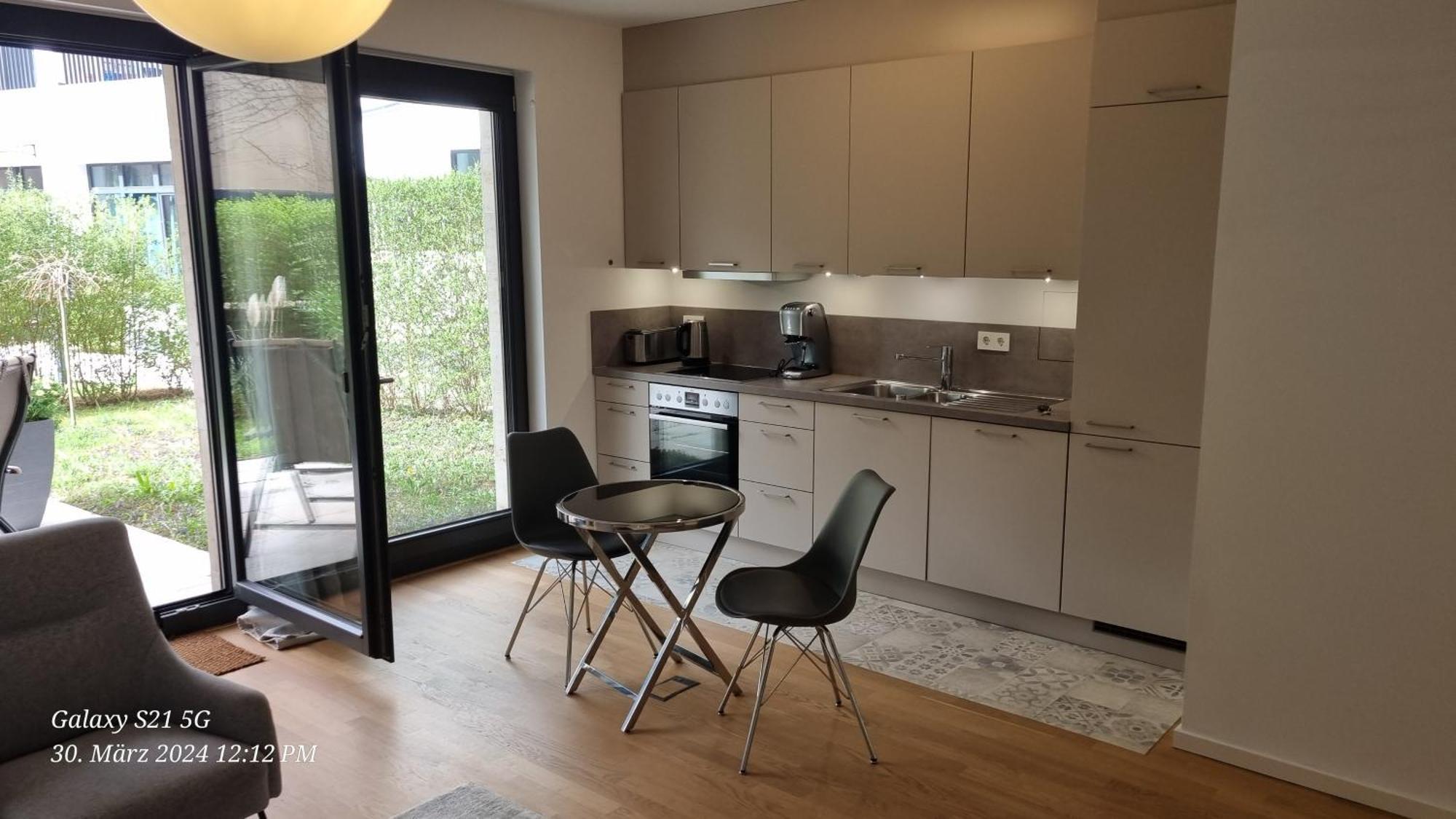 Apartamento Luxi Luxurioeses Mit Terrasse Und Garten Mitten In Berlim